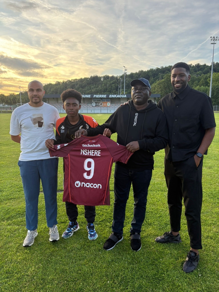 SERGE NSHERE NGAMBA S'ENGAGE AU FC METZ
