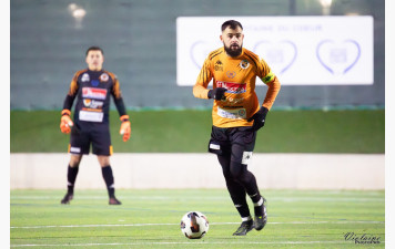 ISHAAK VAUDEVILLE «LE GROUPE VIT BIEN »