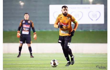 ISHAAK VAUDEVILLE «LE GROUPE VIT BIEN »